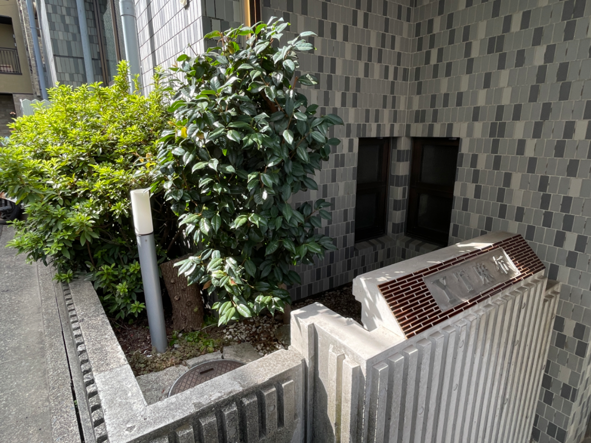 v20250105174028/fresh/building/J00100357095_10