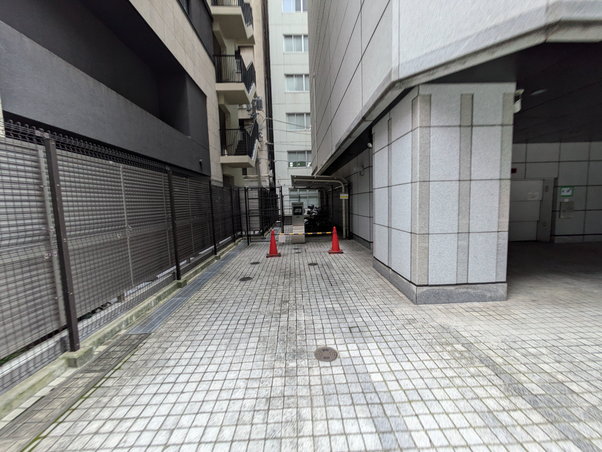 v20250105174028/fresh/building/J00100357481_14