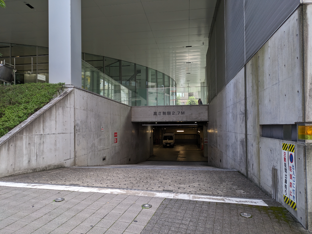 v20250305174101/fresh/building/J00100364110_9