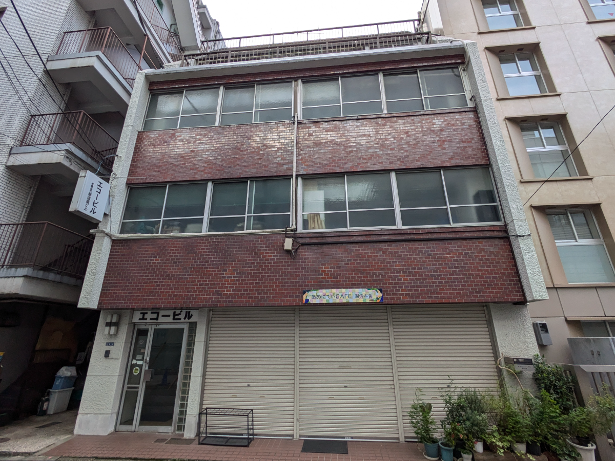 v20250402150806/fresh/building/J00100357403_10