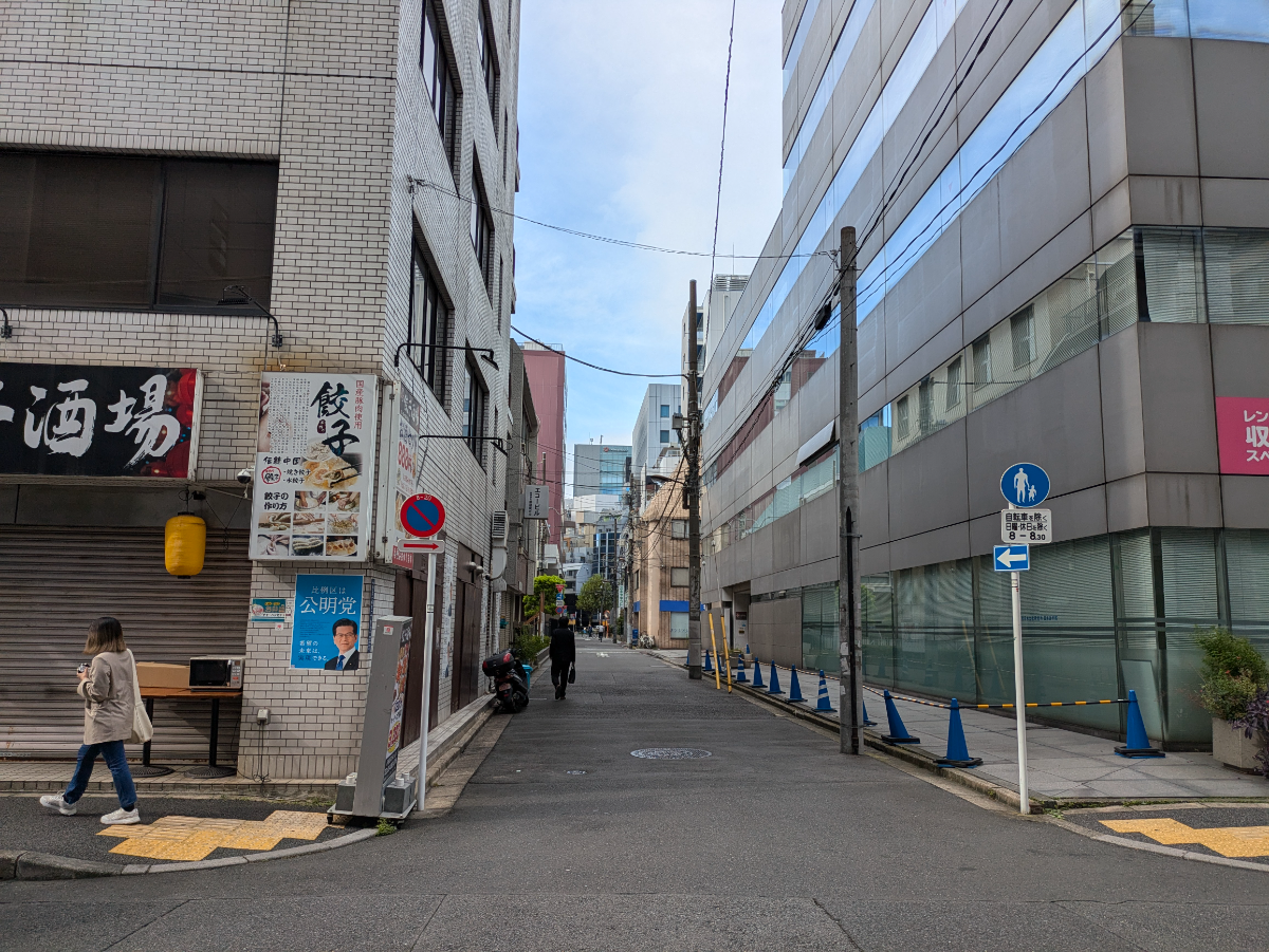 v20250402150806/fresh/building/J00100357403_7