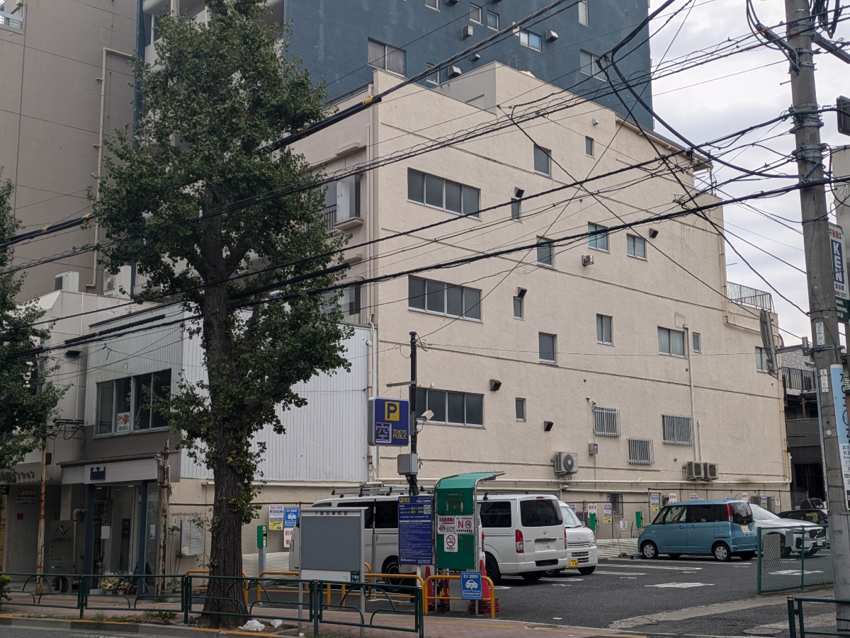 v20250403150658/fresh/building/J00100358637_5