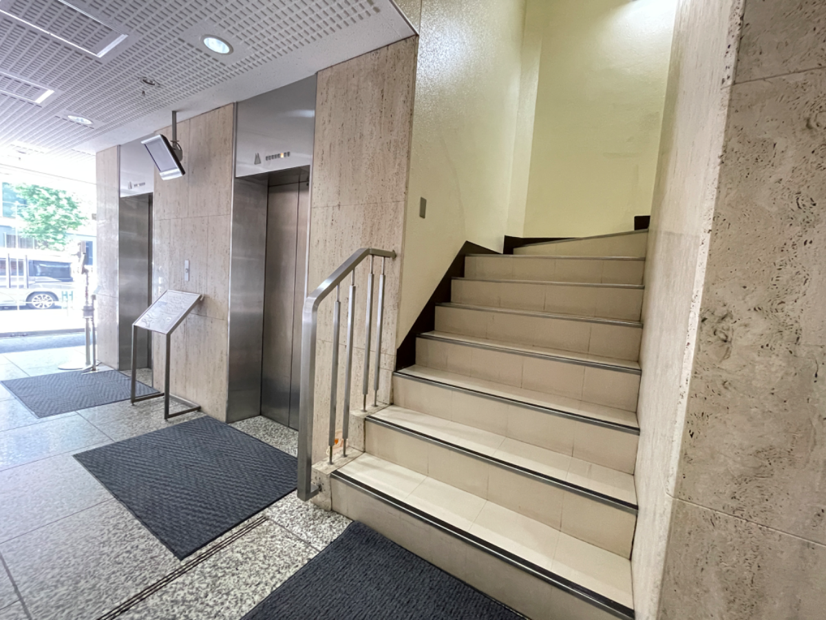 v20250427003014/fresh/building/J00100389325_5