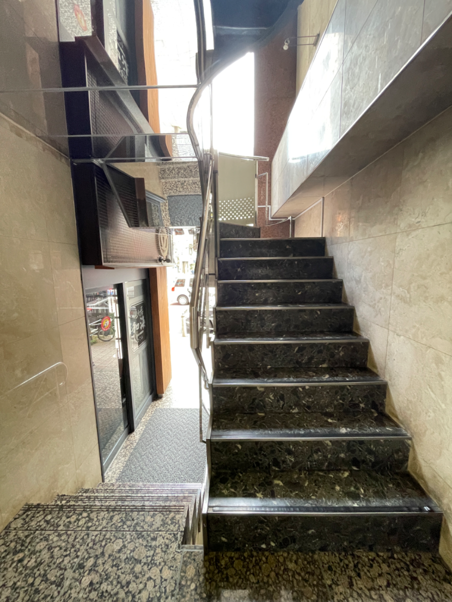 v20250427003014/fresh/building/J00100389490_5