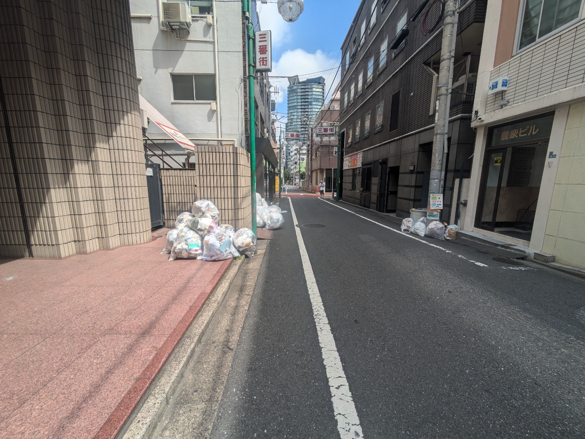 v20250427003015/fresh/building/J00100390696_13