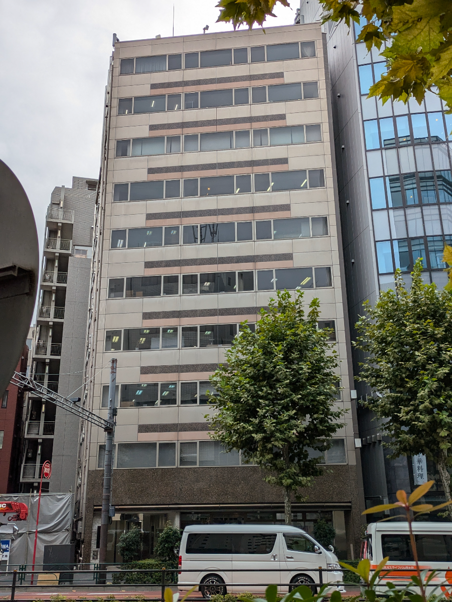 v20250427003015/fresh/building/J00100390825_9