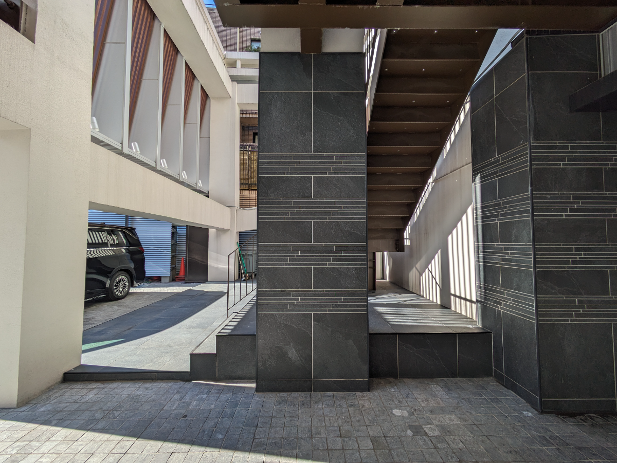 v20250427003015/fresh/building/J00100391845_15