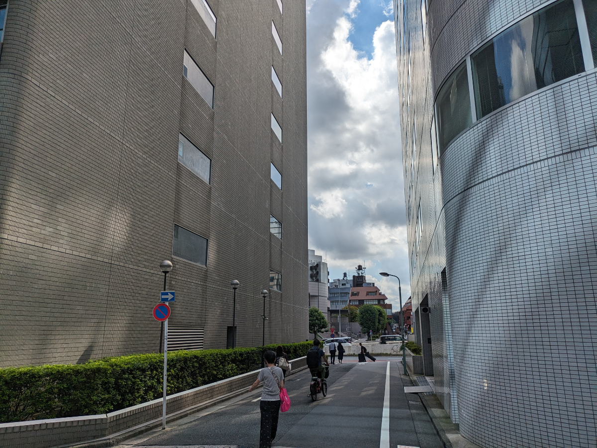 v20250427003015/fresh/building/J00100392647_20