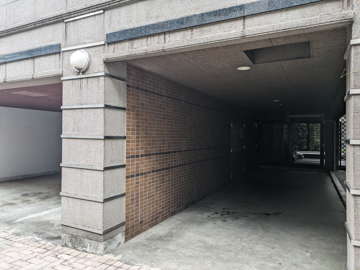 v20250427003410/fresh/building/J00100393525_8