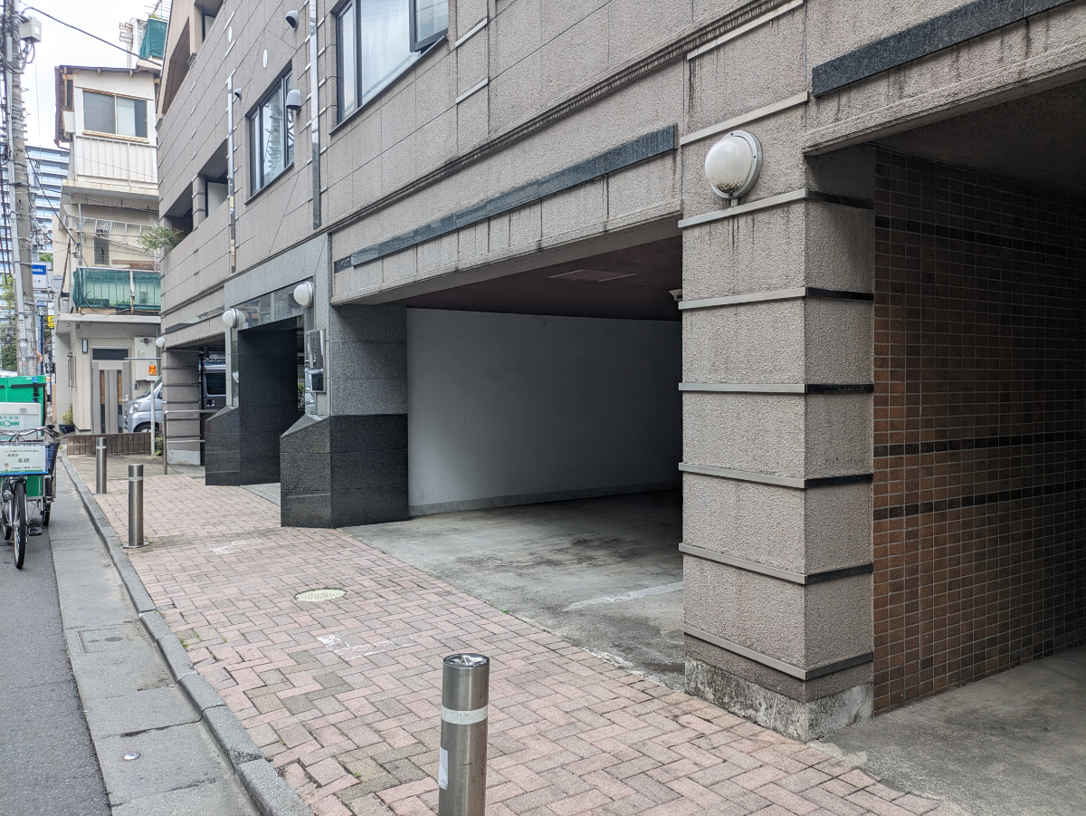 v20250427003410/fresh/building/J00100393525_9