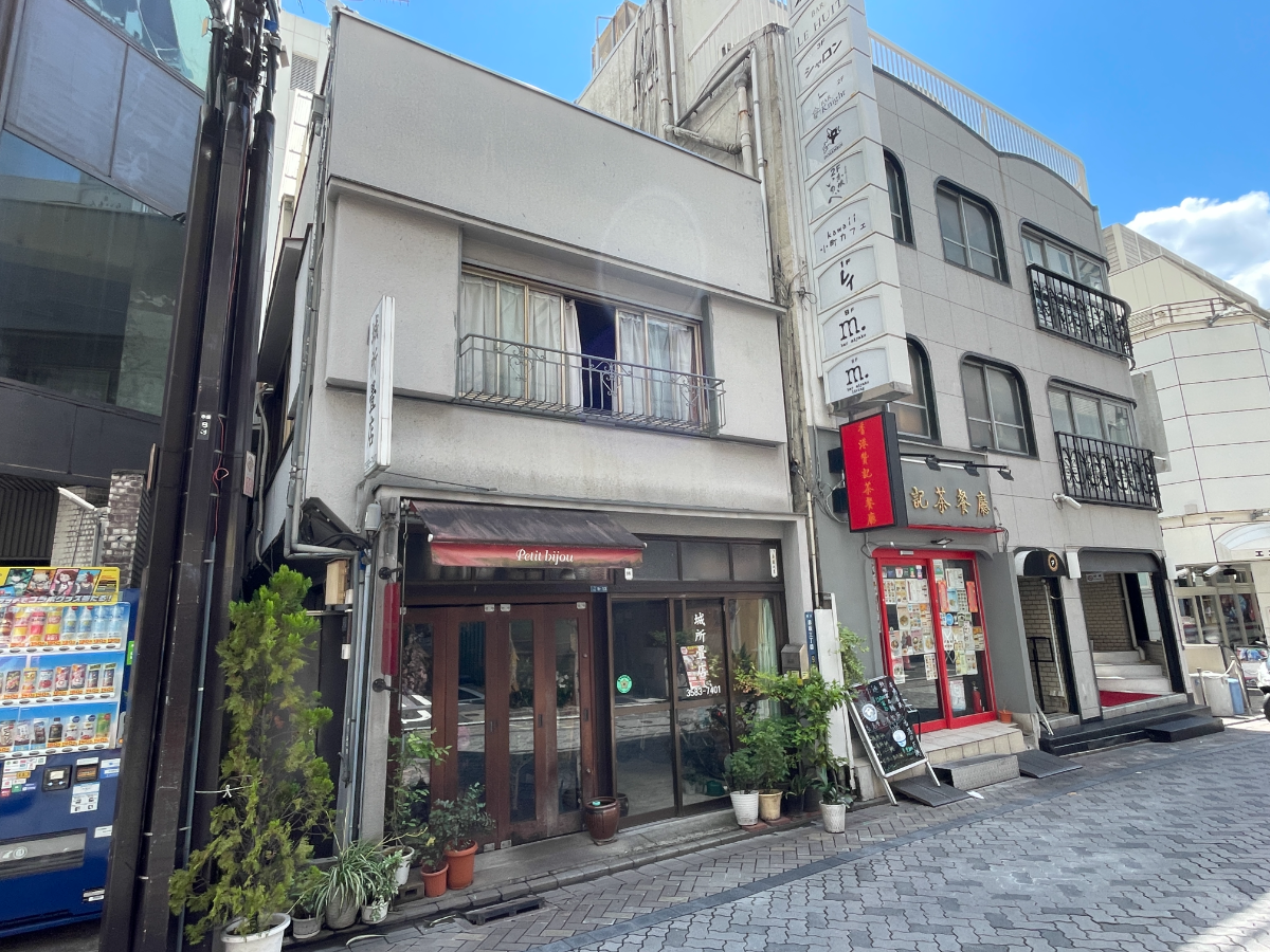 v20250427003410/fresh/building/J00100393824_5