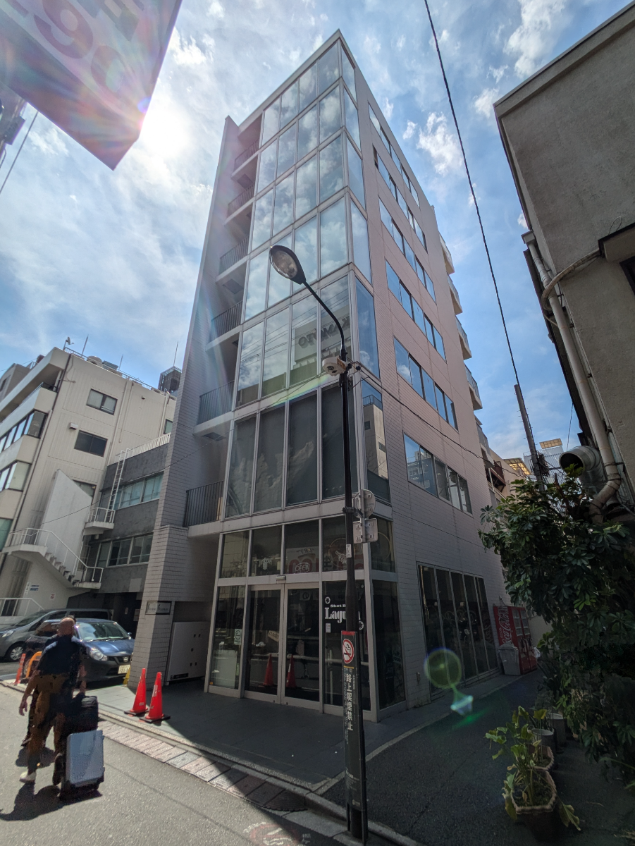 v20250427003410/fresh/building/J00100394121_1