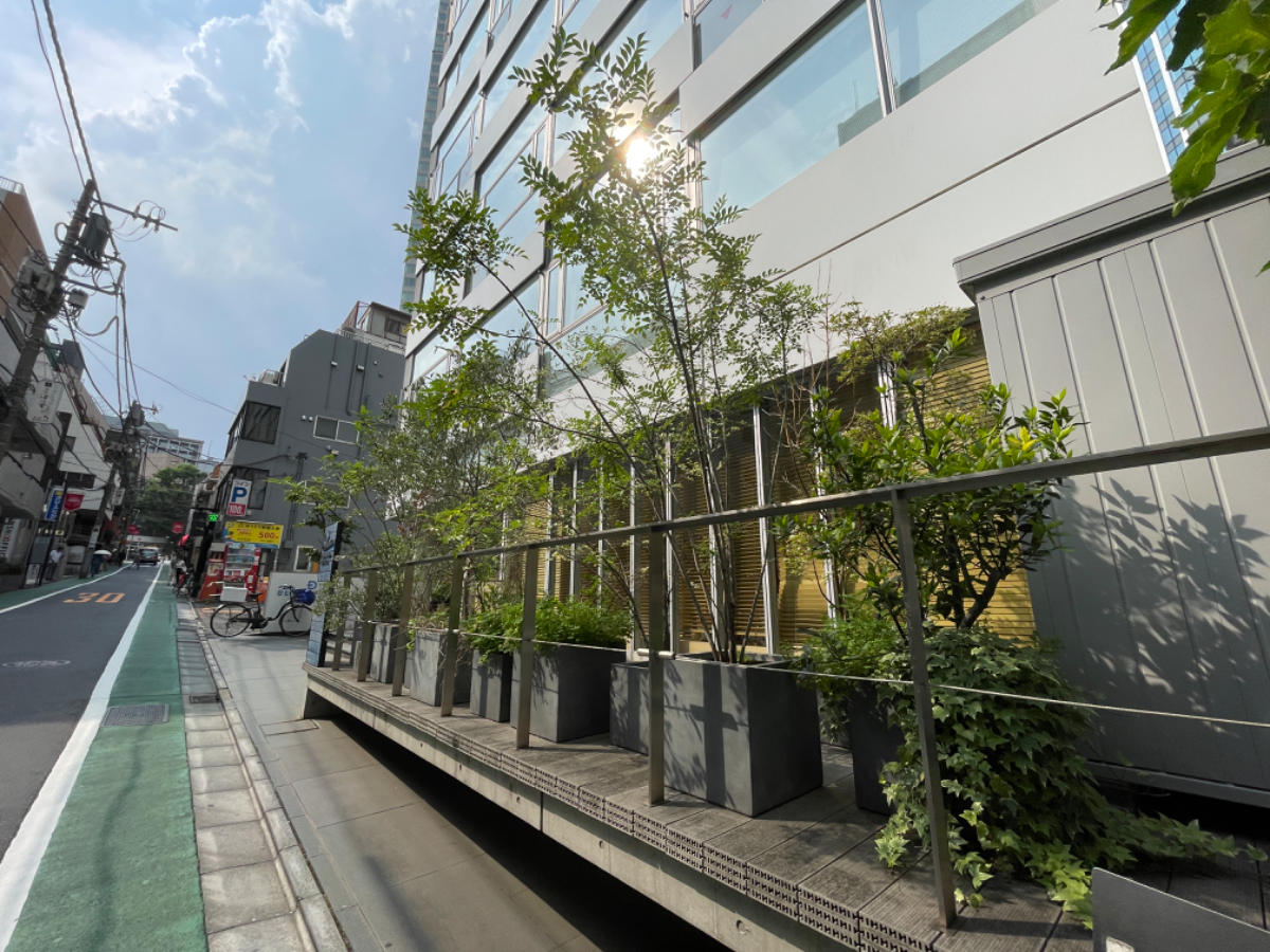 v20250427003410/fresh/building/J00100394293_12