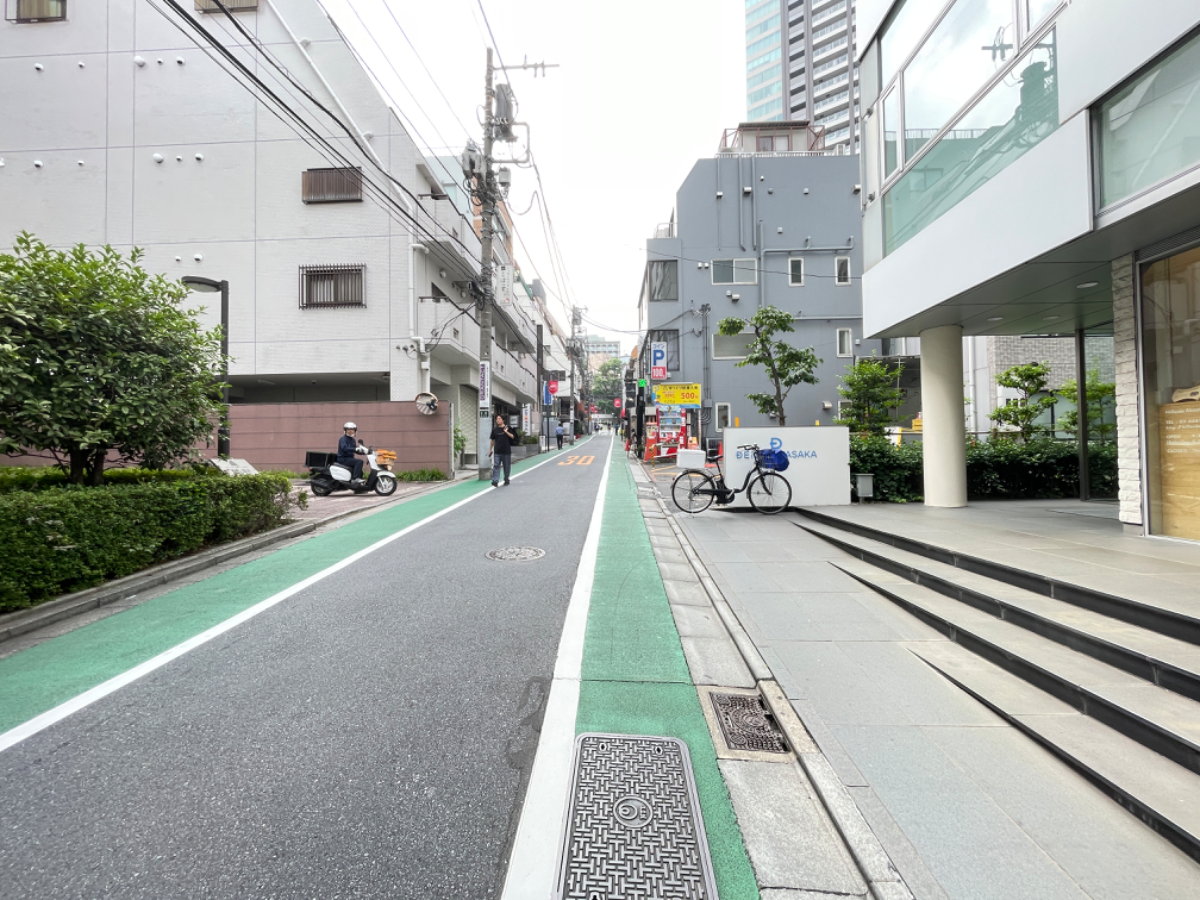 v20250427003410/fresh/building/J00100394293_17