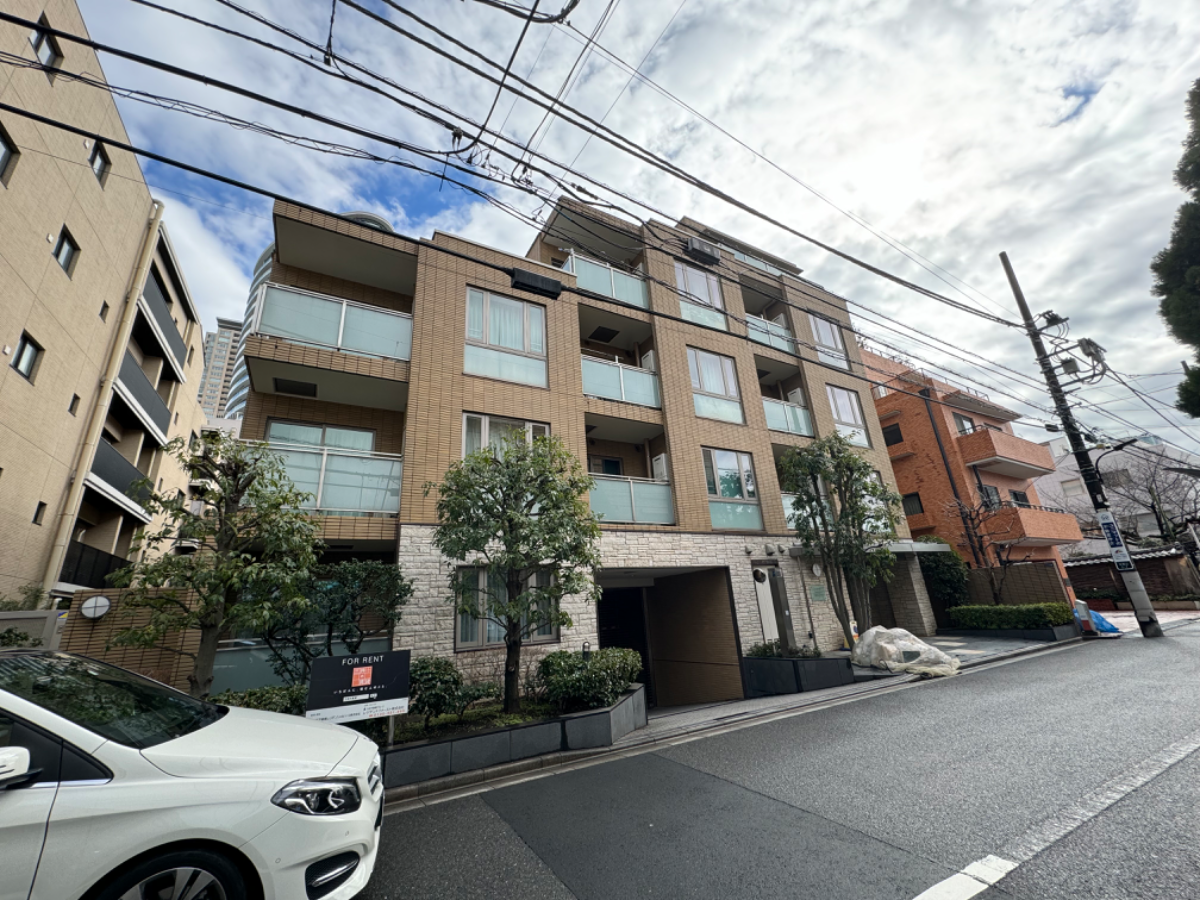 v20250427003410/fresh/building/J00100394411_9