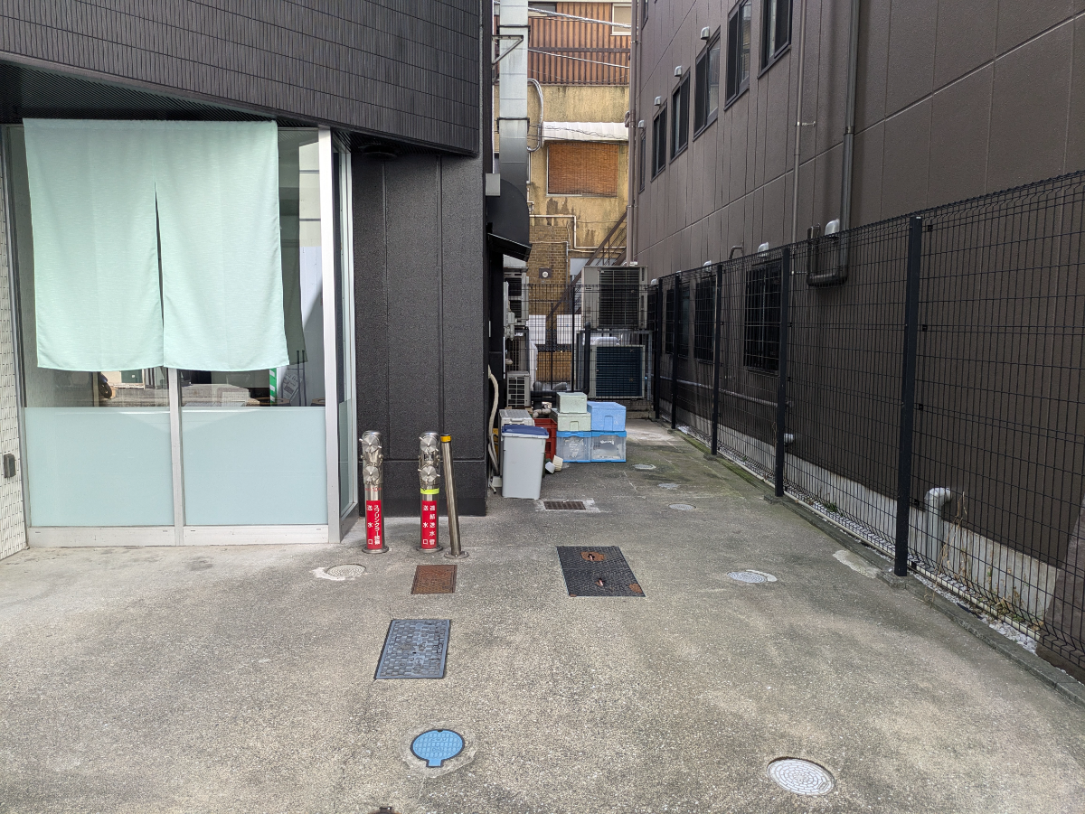 v20250427003410/fresh/building/J00100396249_12
