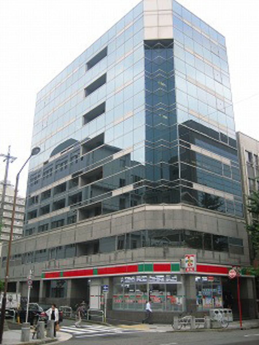 v20250427003805/fresh/building/J00100398351_1