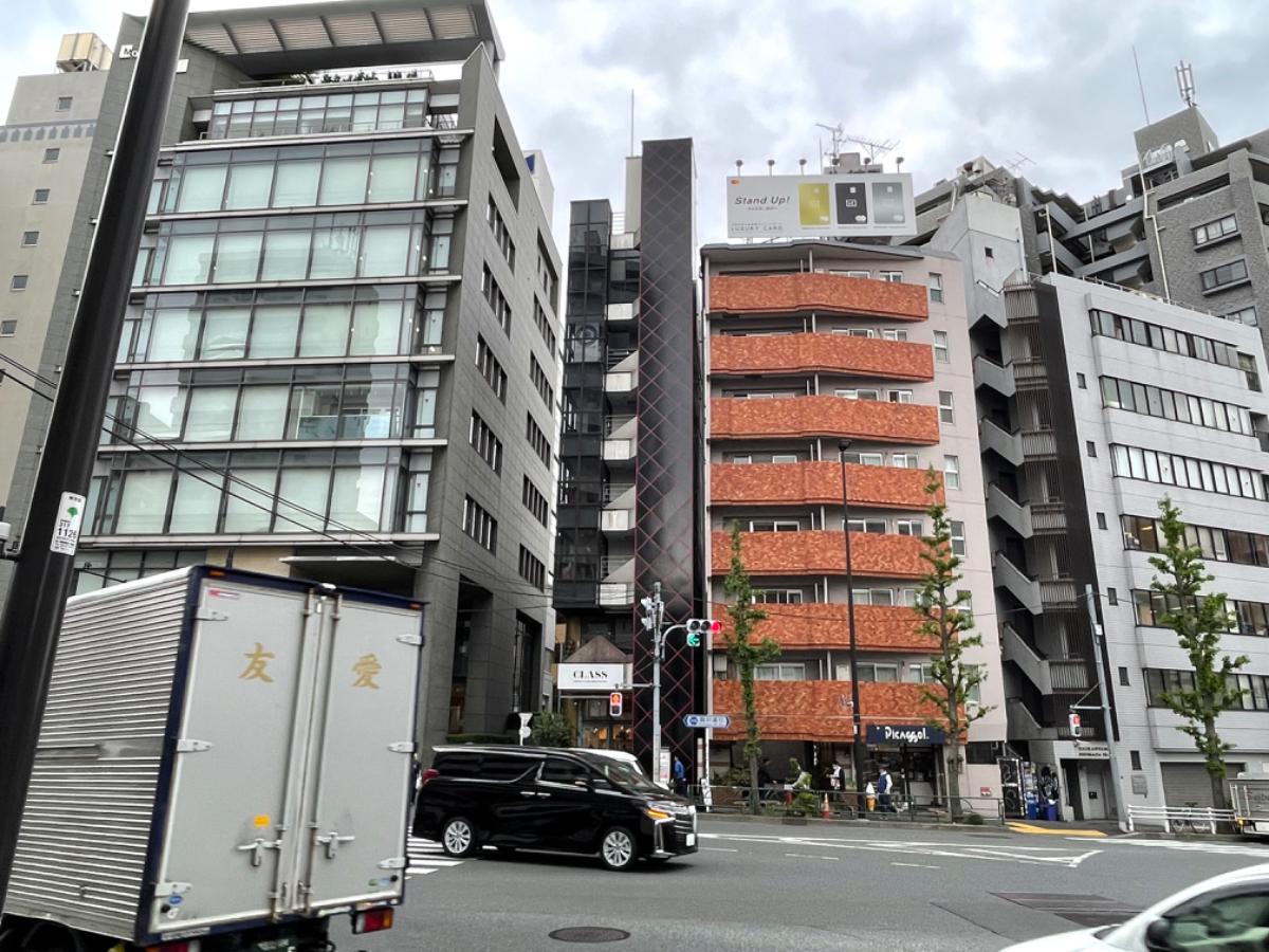 v20250427004120/fresh/building/J00100401686_5