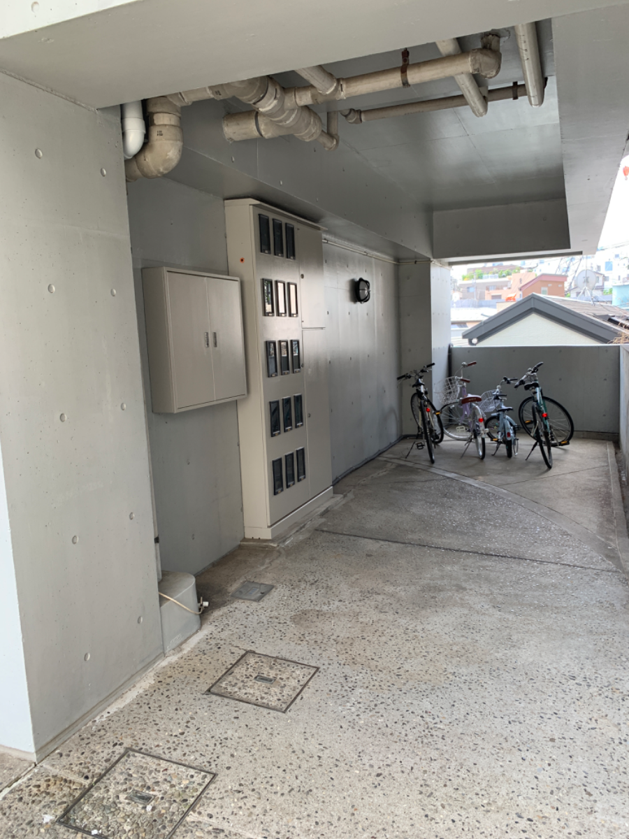 v20250427004120/fresh/building/J00100405121_9