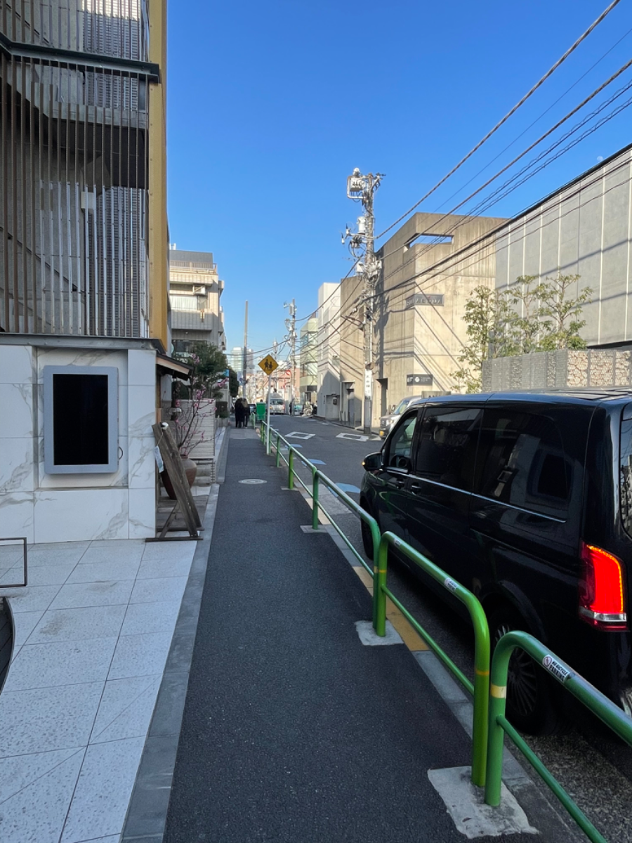 v20250427010206/fresh/building/J00100428594_2