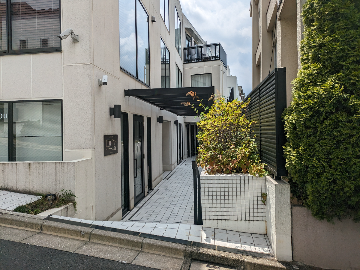 v20250427010506/fresh/building/J00100469887_6