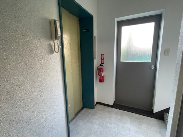 v20250427010506/fresh/building/J00100482318_4