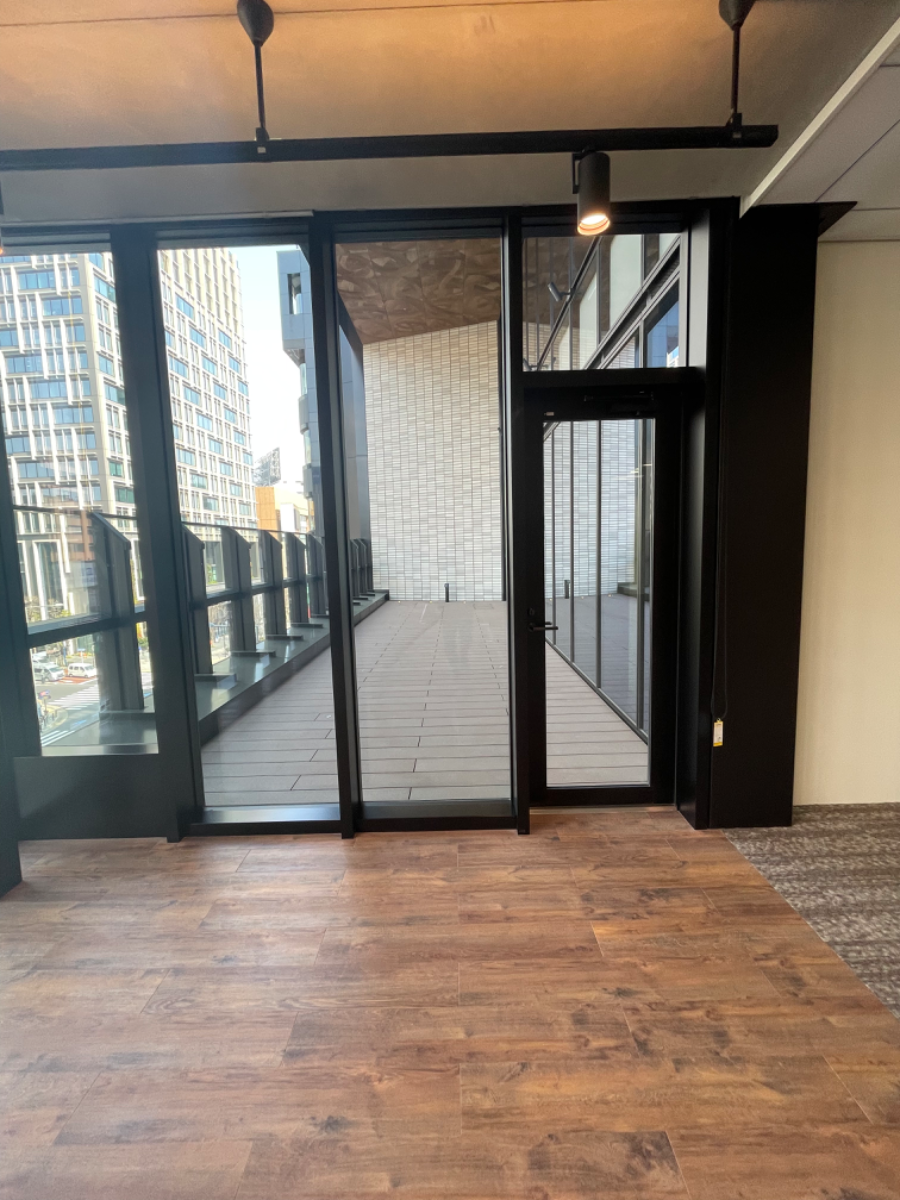 v20250427010506/fresh/building/J00100493268_9