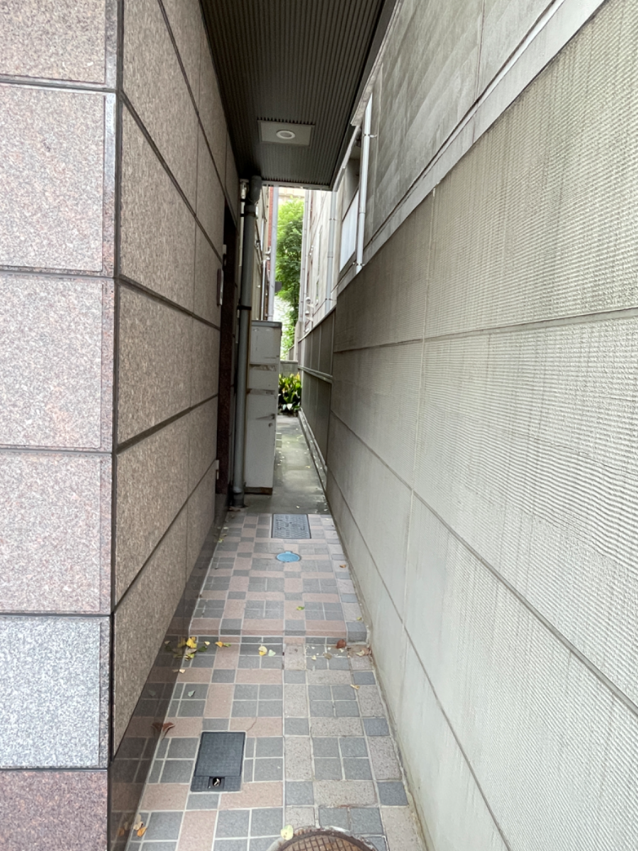 v20250427010817/fresh/building/J00100506336_17