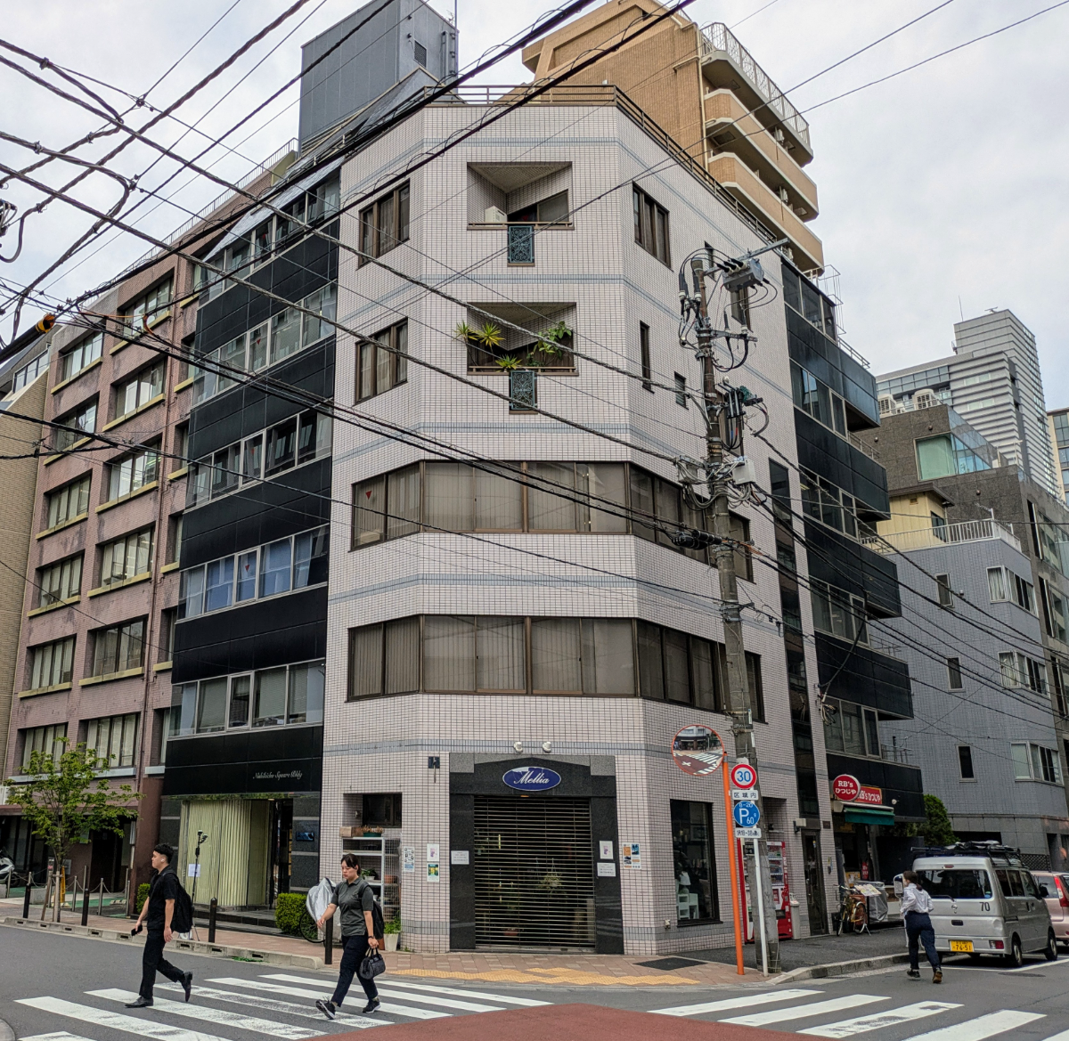 v20250427022807/fresh/building/J00100375076_6