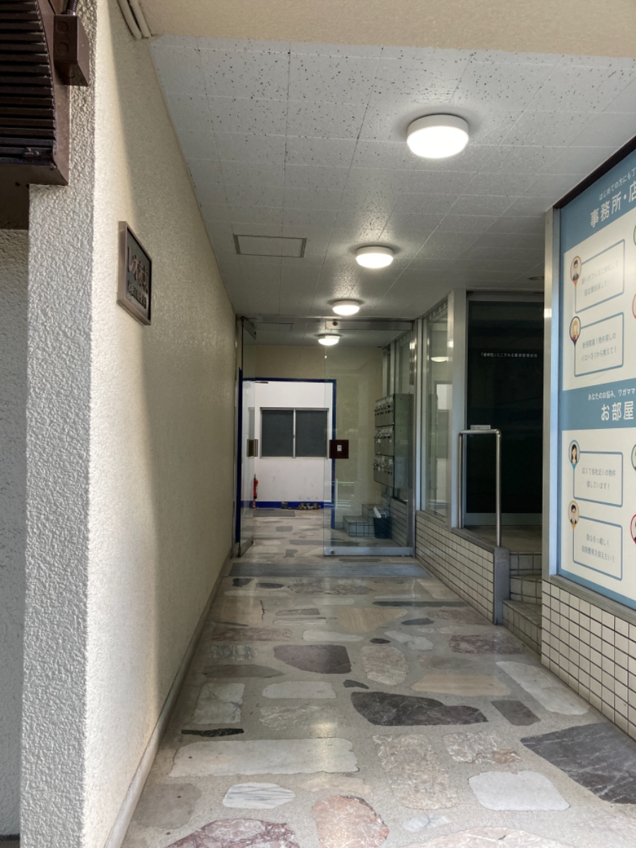 v20250427023809/fresh/building/J00100384279_3