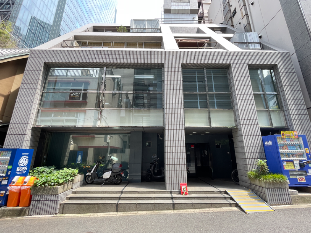 v20250427023809/fresh/building/J00100384302_1