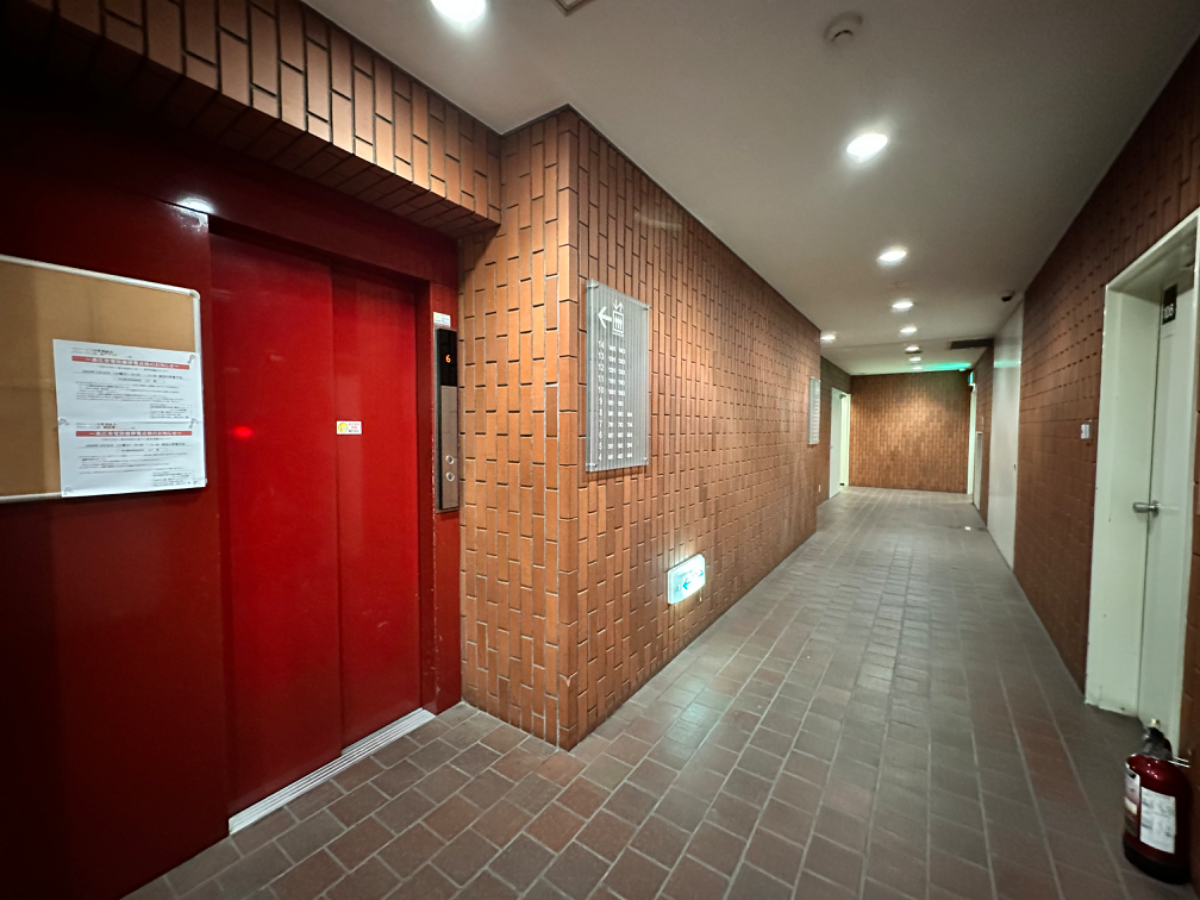 v20250427023809/fresh/building/J00100385043_4