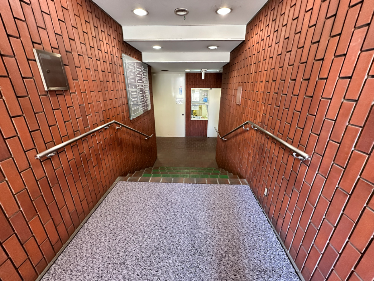 v20250427023809/fresh/building/J00100385043_8