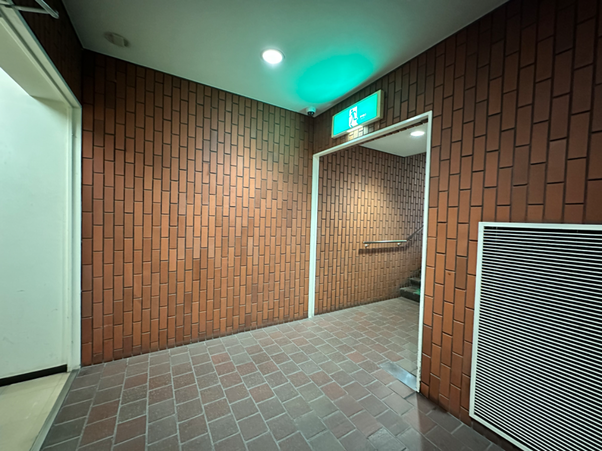 v20250427023809/fresh/building/J00100385043_9