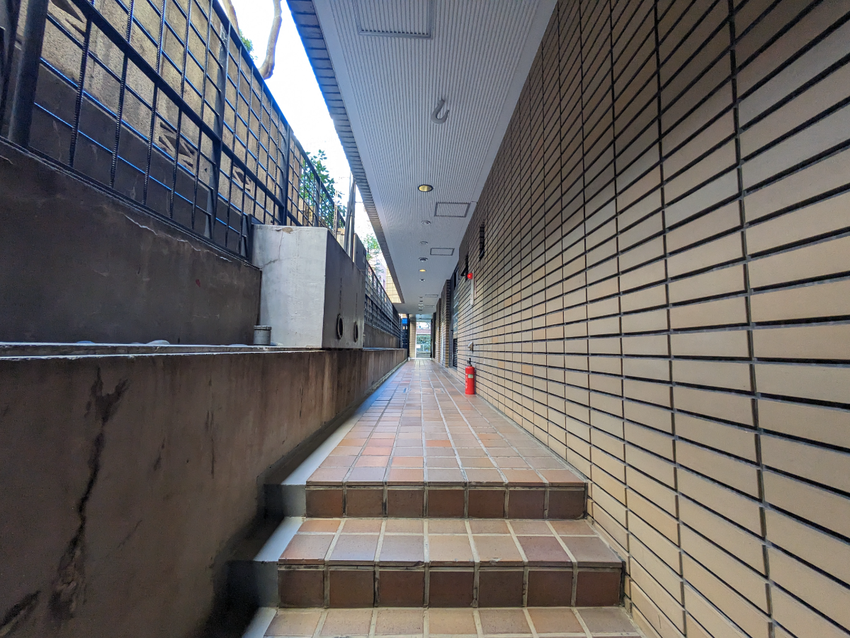 v20250502150712/fresh/building/J00100377196_10