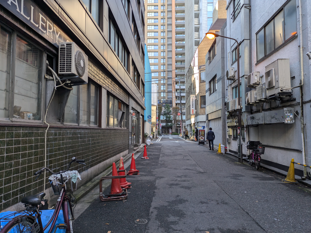 v20250506150654/fresh/building/J00100358727_11
