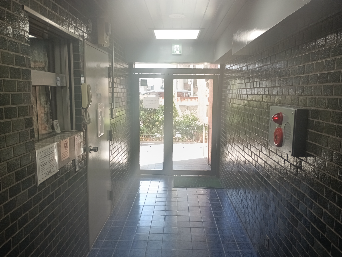 v20250506150654/fresh/building/J00100360001_7