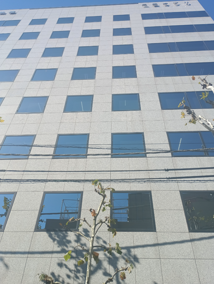 v20250506150654/fresh/building/J00100360455_15