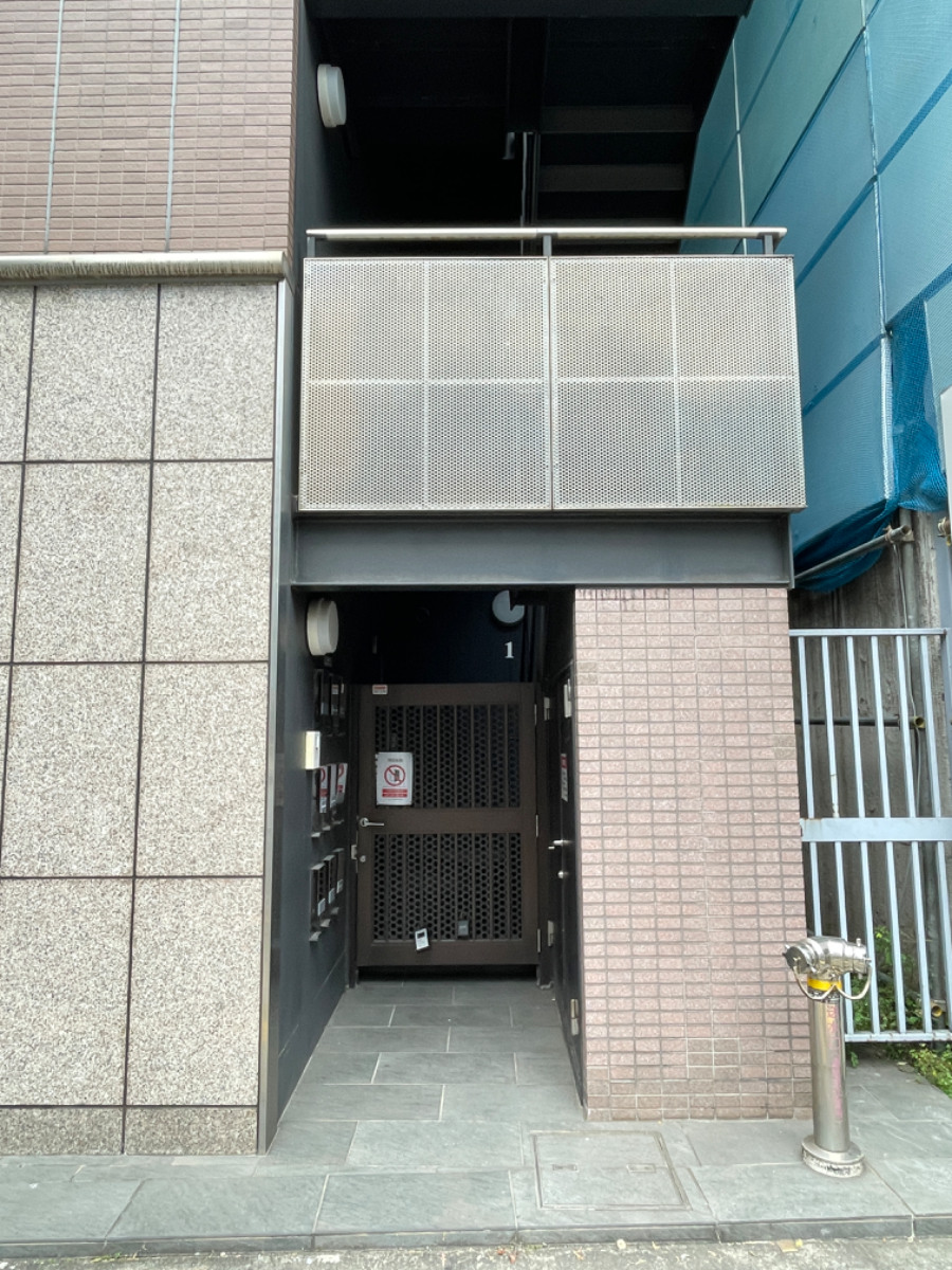 v20250506150654/fresh/building/J00100385076_17
