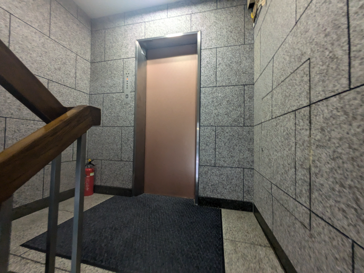 v20250530150901/fresh/building/J00100388496_4