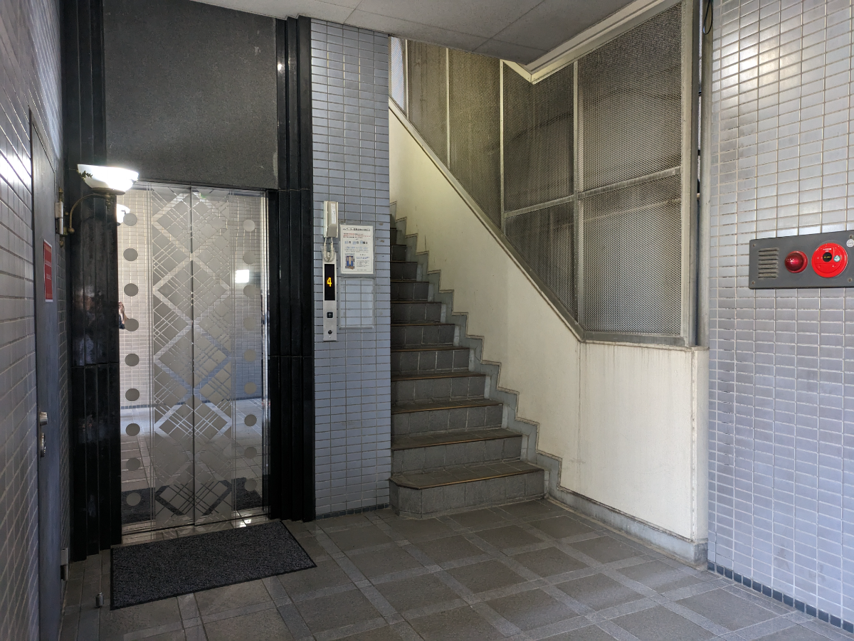 v20250601150545/fresh/building/J00100387258_4