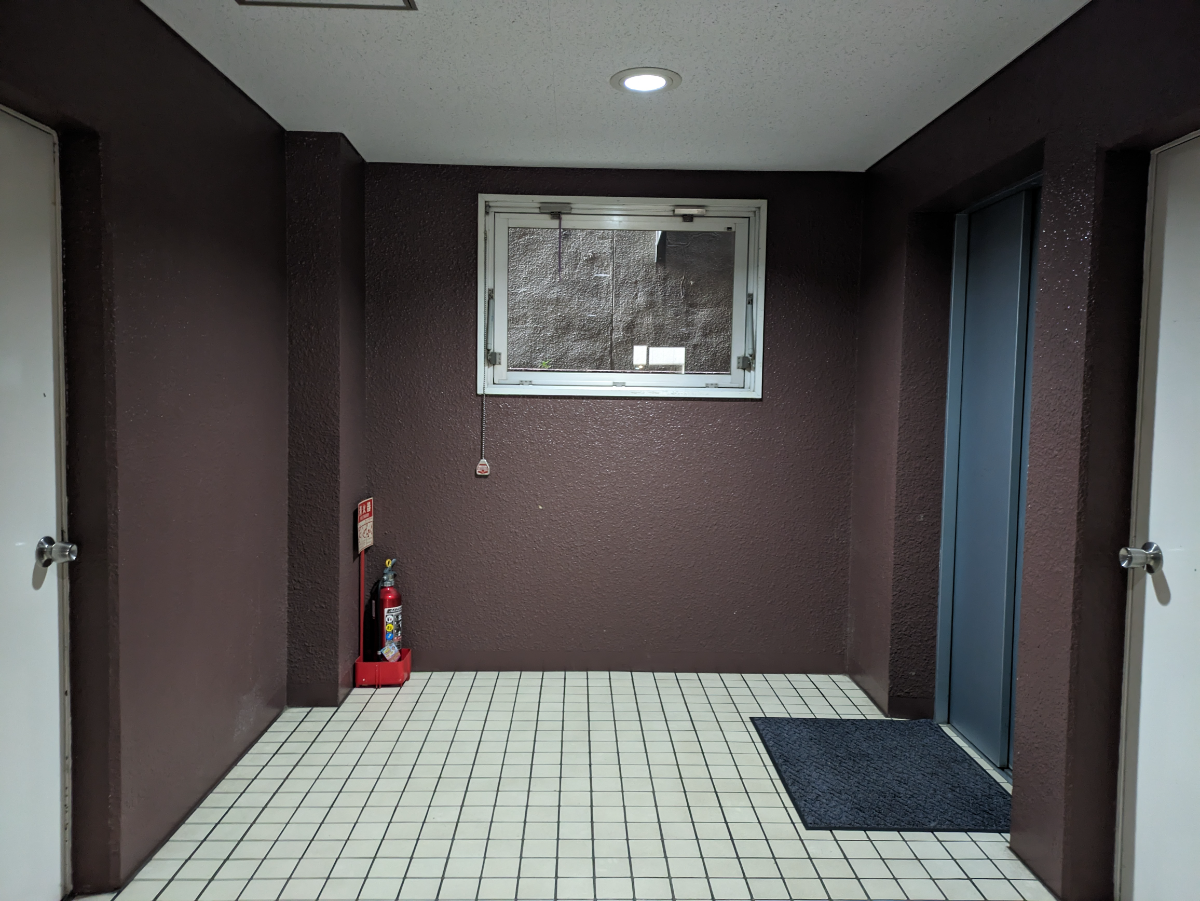 v20250603150701/fresh/building/J00100364399_9