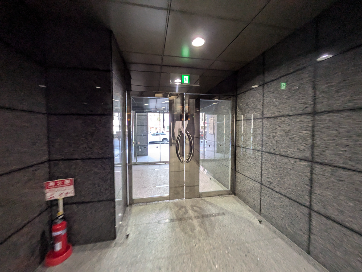 v20250603150701/fresh/building/J00100390383_8