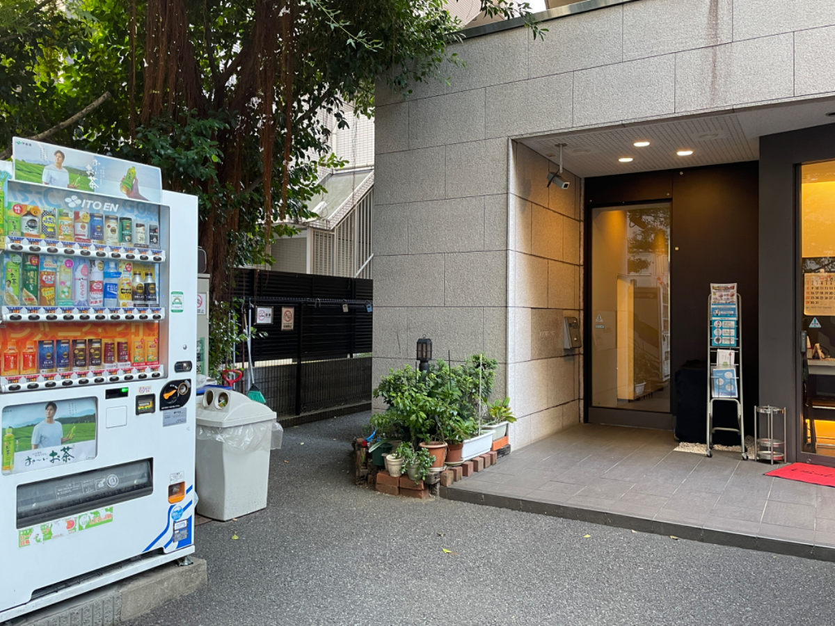 v20250603150701/fresh/building/J00100392983_14
