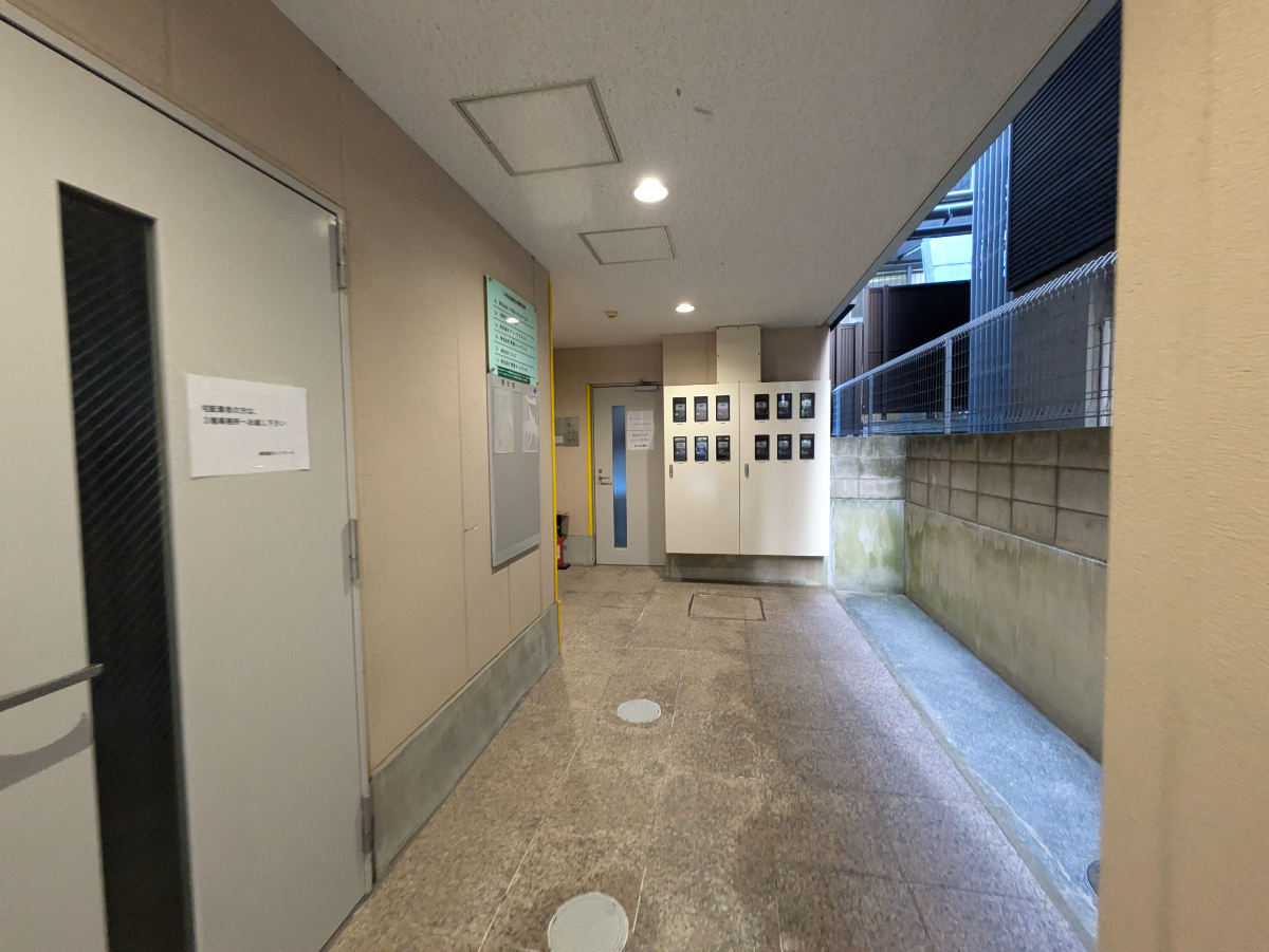 v20250603150701/fresh/building/J00100415111_7