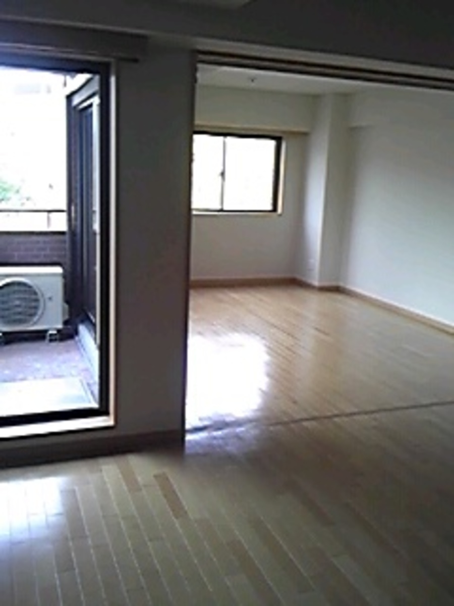 v20250611023000/fresh/building/J00100377359_9