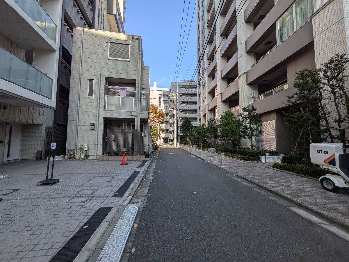 v20250611023000/fresh/building/J00100394724_13