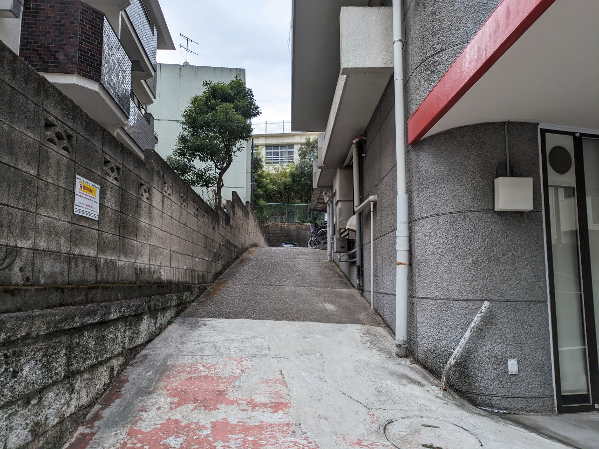 v20250611150815/fresh/building/J00100358628_16