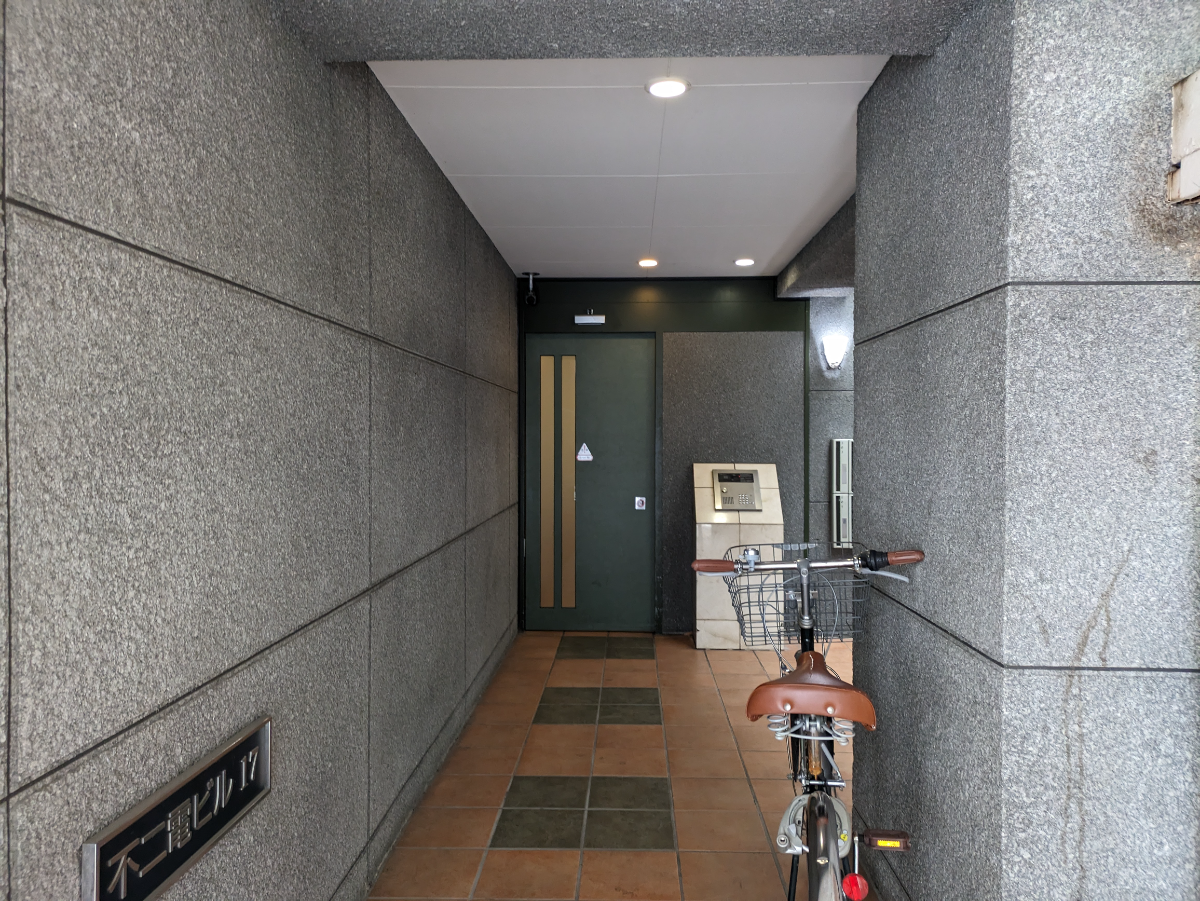 v20250611150815/fresh/building/J00100358628_3
