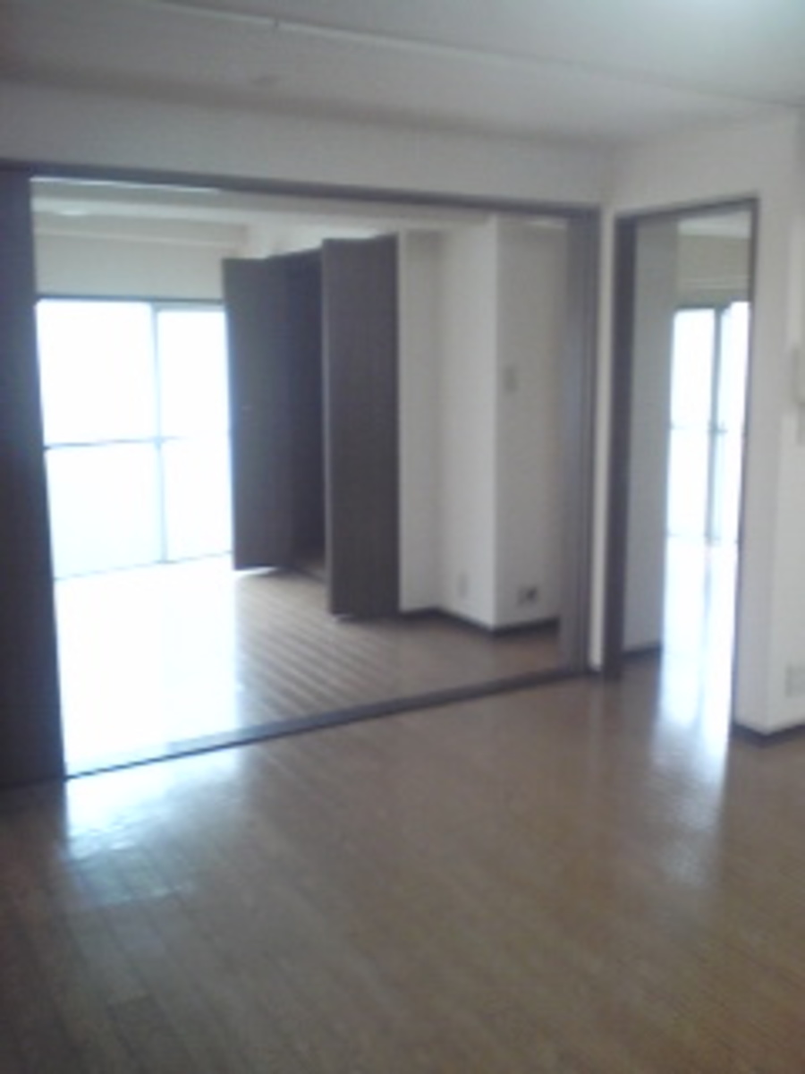 v20250611150815/fresh/building/J00100358628_9